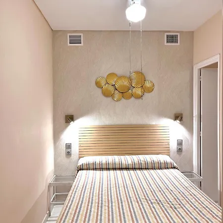 Primera Linea De Playa Apartment Marbella