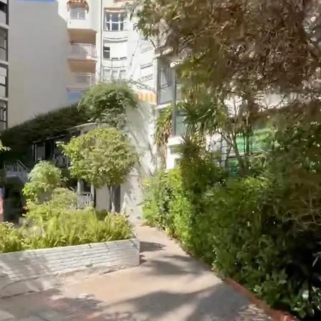 Primera Linea De Playa Apartment Marbella